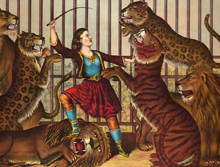 「ライオンと一緒に檻に閉じ込められた」 「ライオンと一緒に檻に閉じ込められた」