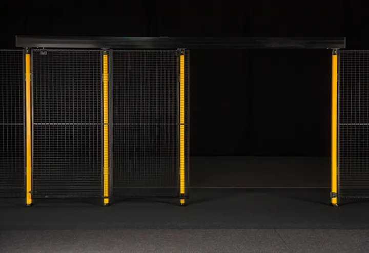 Single sliding door with aluminum rail – the customer's most common choice Single sliding door with aluminum rail – the customer's most common choice